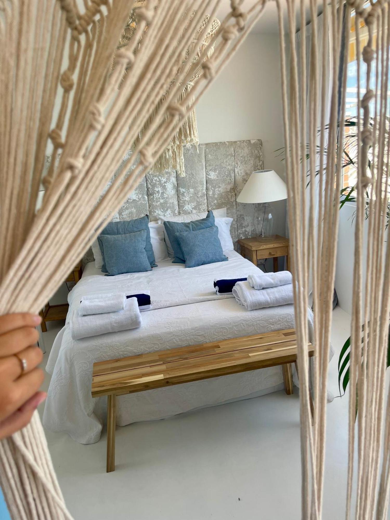 Beach Front Apartment غيبرالتار المظهر الخارجي الصورة